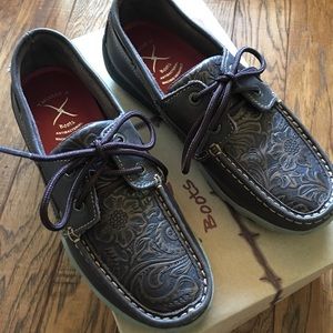 Twisted X Emboss Floral Moccasins